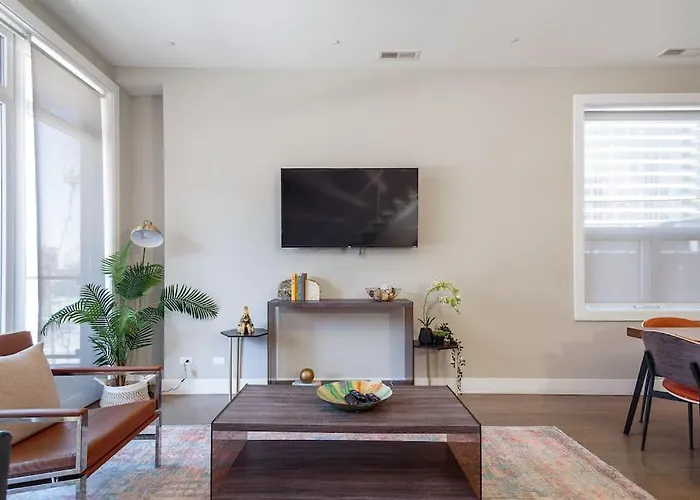 Сasa de vacaciones Breathtaking Downtown Penthouse A - Sleeps 11 *