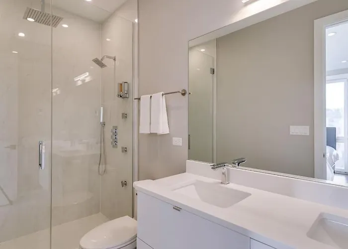 Сasa de vacaciones Breathtaking Downtown Penthouse A - Sleeps 11 *