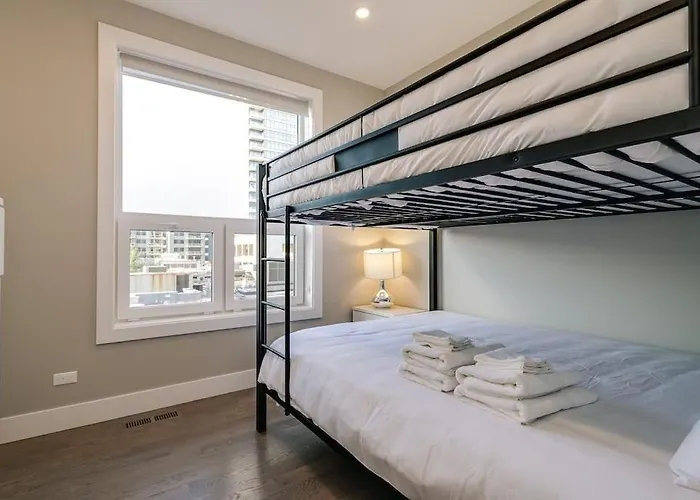 Сasa de vacaciones Breathtaking Downtown Penthouse A - Sleeps 11 *